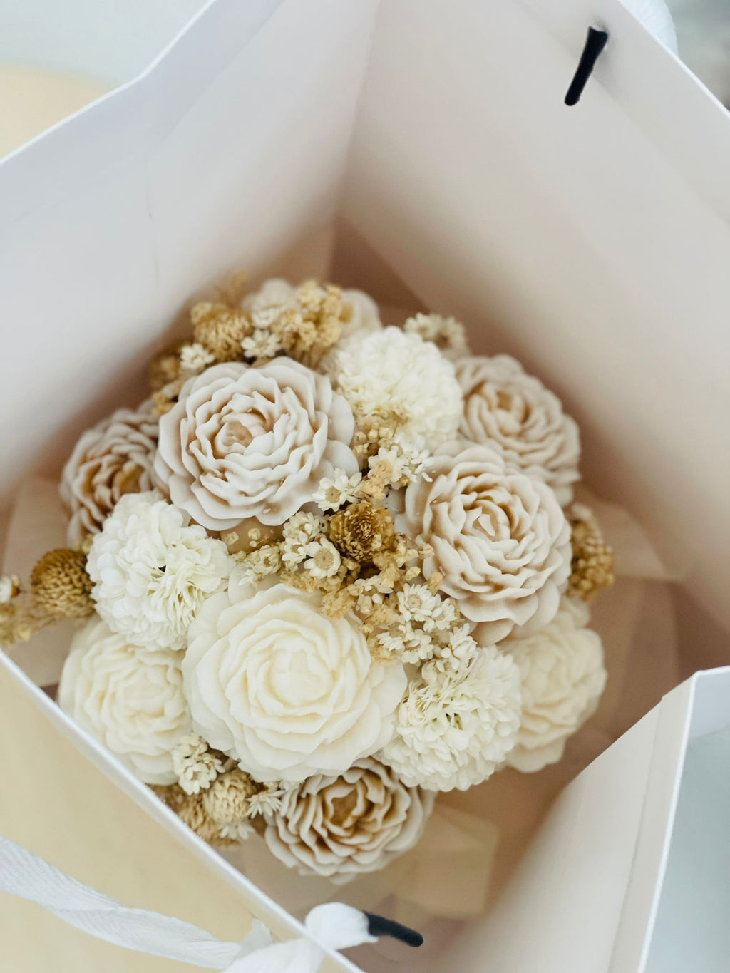 Bouquet Eleganza Avorio – Fiori Artigianali Eterni